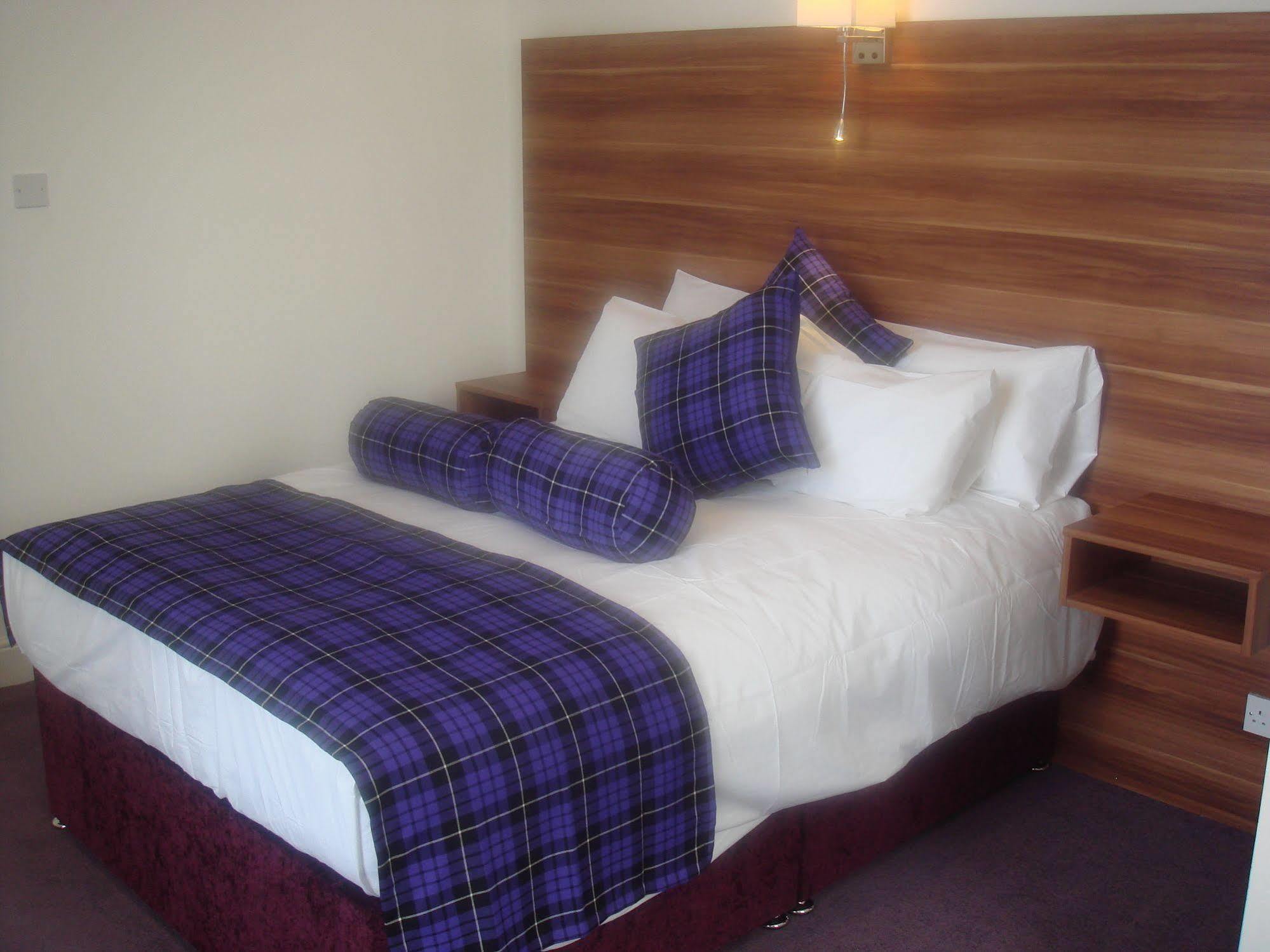 New Lomond Hotel Paisley Extérieur photo